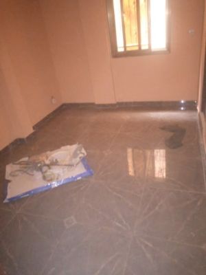 Nous vous proposons un appartement en pleins pieds ( rez-de-chaussée) à louer