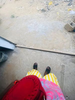 Boutique à louer située au 8e à dakar en bordure de goudron