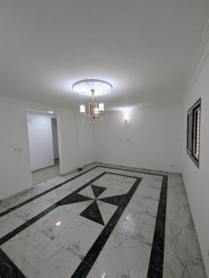 Appartement nouvellement construit situé à plaque l&b odza