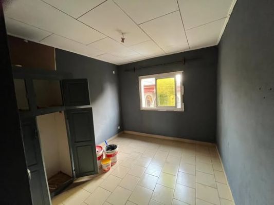 Remboursement d'une chambres moderne à l'immeuble