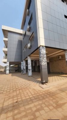 APPARTEMENT à louer au 3ème étage à YATTAYA (SATAMARIA) dans une cour fermée très ... - Image 2