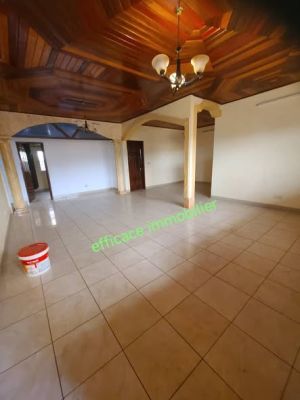 Appartement moderne haut standing à louer à damas non loin de la route