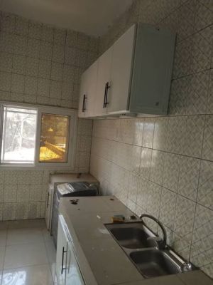 Appartement à louer au 1er étage à anbanji  dans une cour fermée très accessible - Image 2