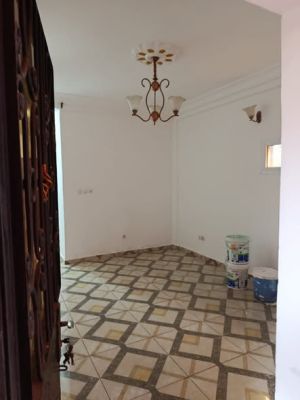Studio moderne yassa après logement sociaux