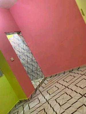 Chambre moderne bien propre, à bonamoussadi carrefour maçon