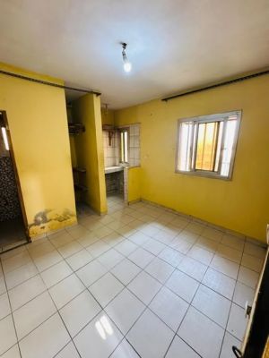 Studio a louer a simbock - 30000 fcfa