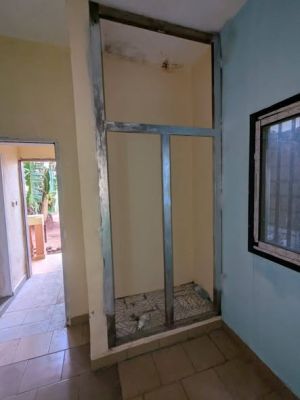 Chambre a louer a Tsinga Village - Image 4