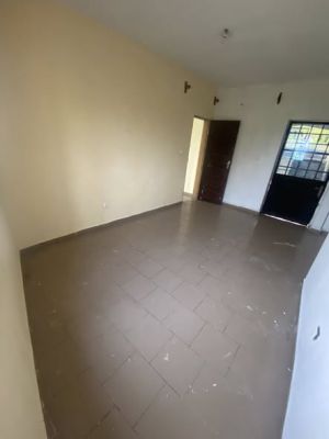 Studio moderne a louer a pk14