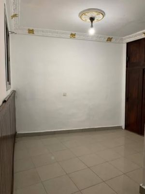 Chambre haut standing a louer a titi-garage